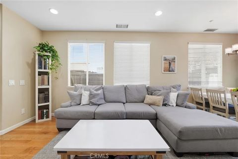 Tiny photo for 25162 Crest Haven #3, Murrieta, CA 92562 (MLS # SW25233143)