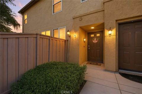 Tiny photo for 25162 Crest Haven #3, Murrieta, CA 92562 (MLS # SW25233143)