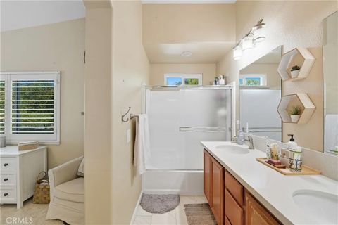 Tiny photo for 25162 Crest Haven #3, Murrieta, CA 92562 (MLS # SW25233143)