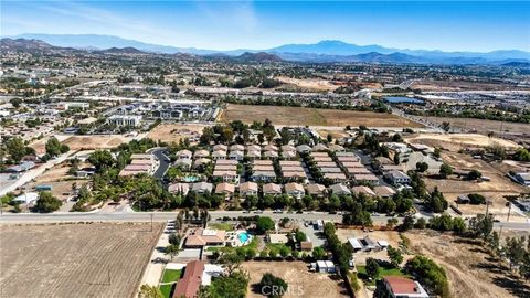 Tiny photo for 25162 Crest Haven #3, Murrieta, CA 92562 (MLS # SW25233143)