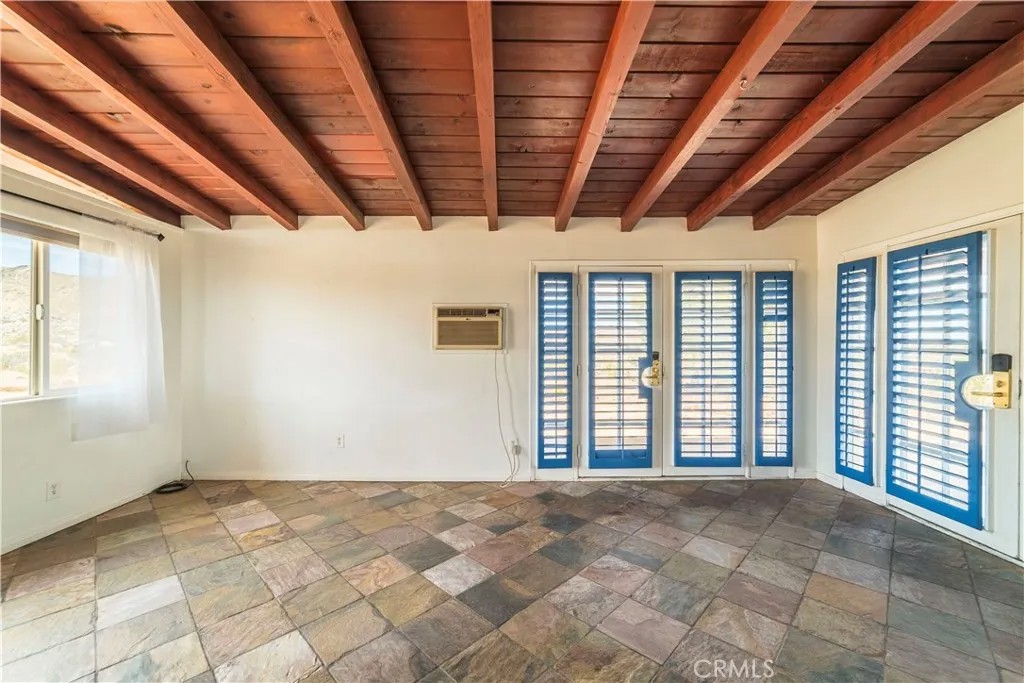 55480 Luna Vista