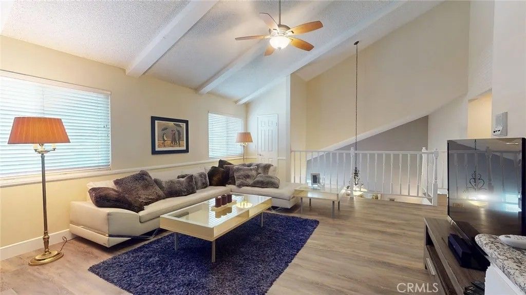 Photo of 6230 Amigo AVE, Tarzana, CA 91335 (MLS # SR26096819)