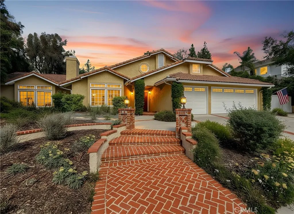 3427 Woodburn Avenue