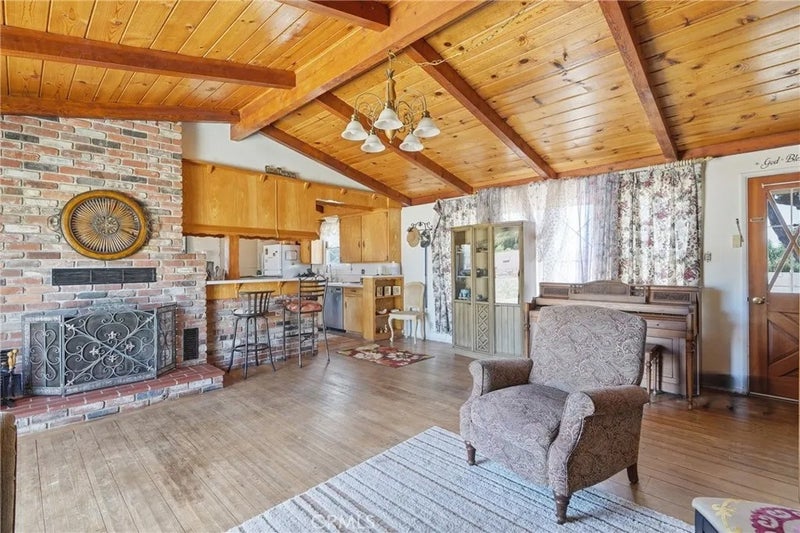 3480 Dickson Drive