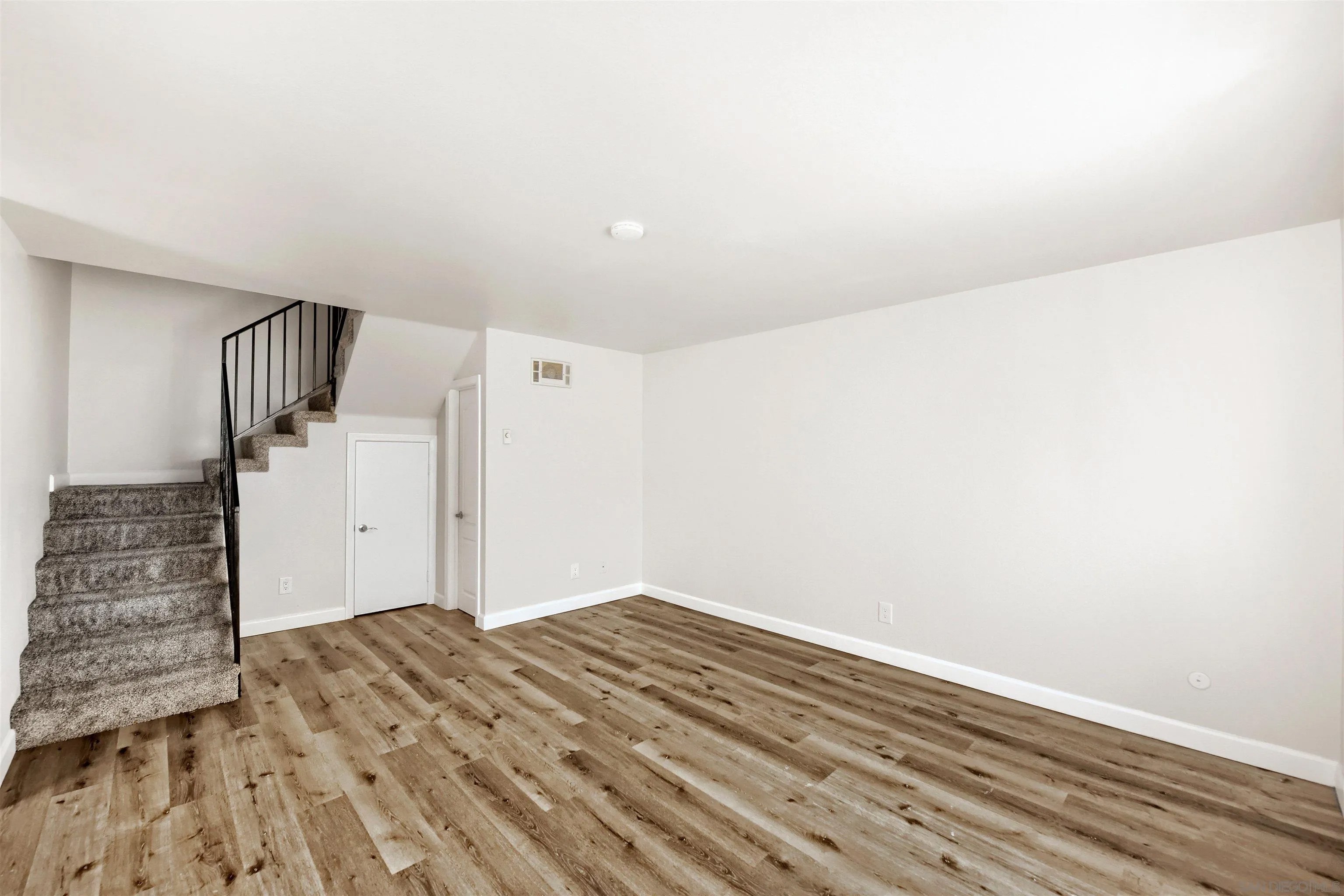 6333 College Grove Way 5111