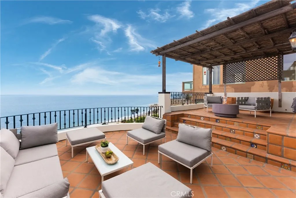 3908 Rambla Orienta