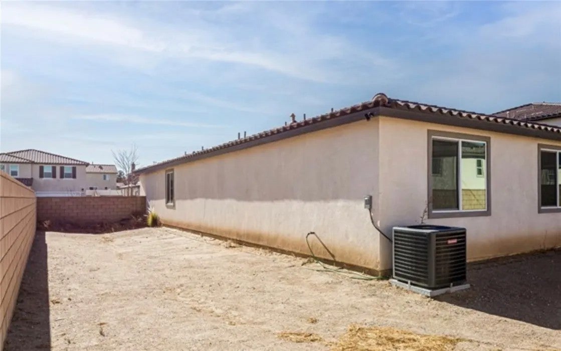 12438 Pinos Verde Ln