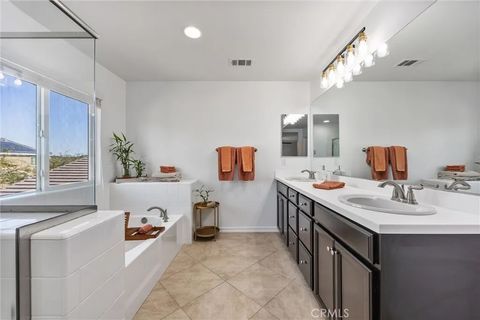 Tiny photo for 308 White Alder Dr, Bakersfield, CA 93314 (MLS # SR25248110)