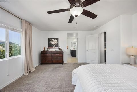 Tiny photo for 308 White Alder Dr, Bakersfield, CA 93314 (MLS # SR25248110)