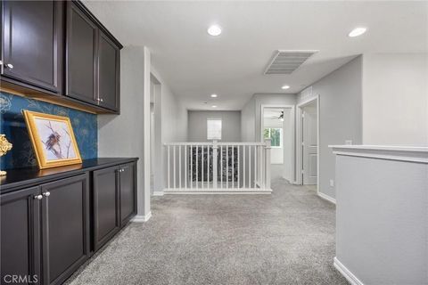 Tiny photo for 308 White Alder Dr, Bakersfield, CA 93314 (MLS # SR25248110)