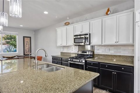 Tiny photo for 308 White Alder Dr, Bakersfield, CA 93314 (MLS # SR25248110)