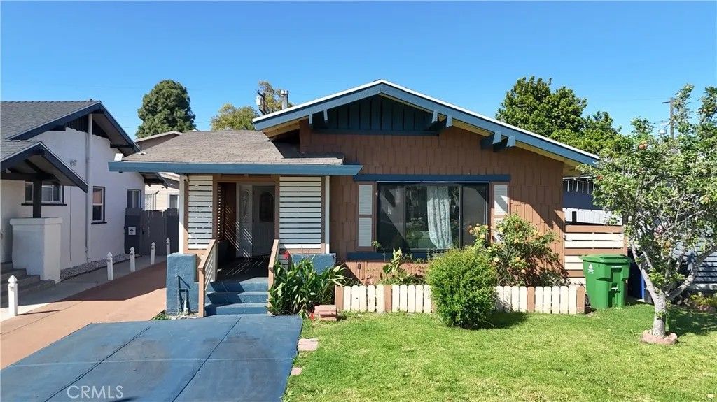 Photo of 1453 W 56th St, Los Angeles, CA 90062 (MLS # CV26063670)