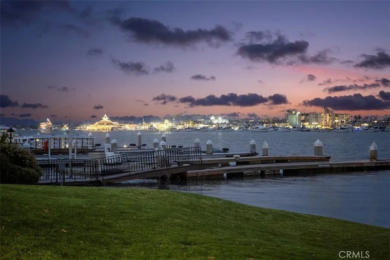 20 Harbor Island