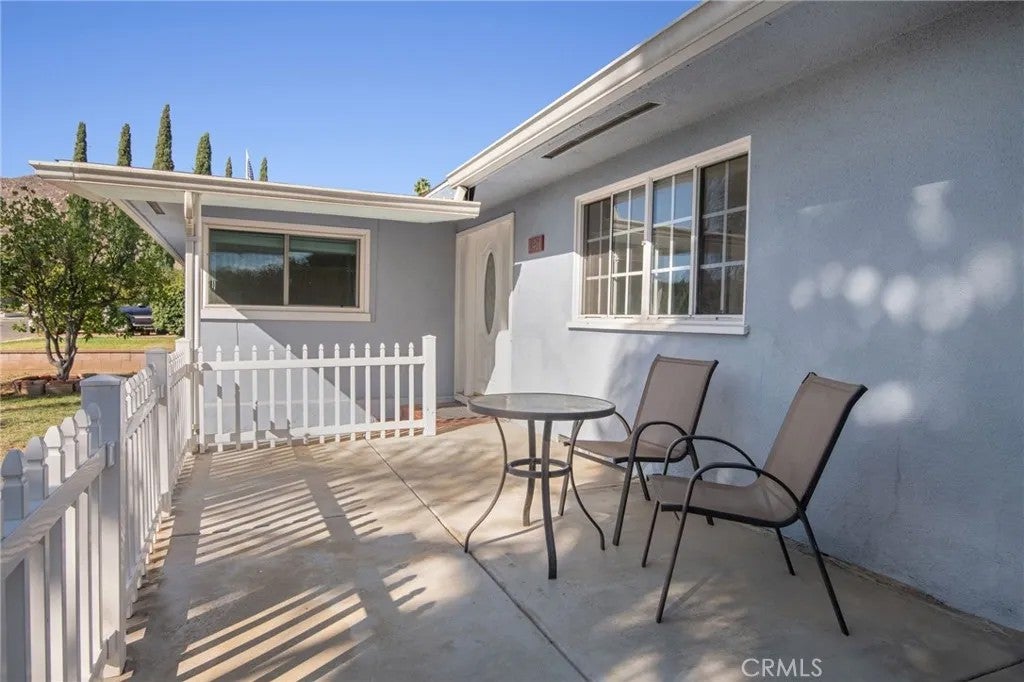 11461 Flower Street