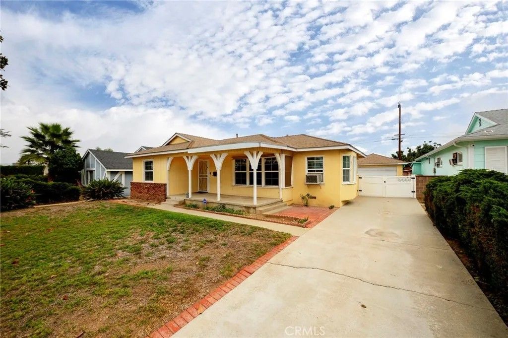 Photo of 10936 Theis Avenue, Whittier, CA 90604 (MLS # TR26012093)