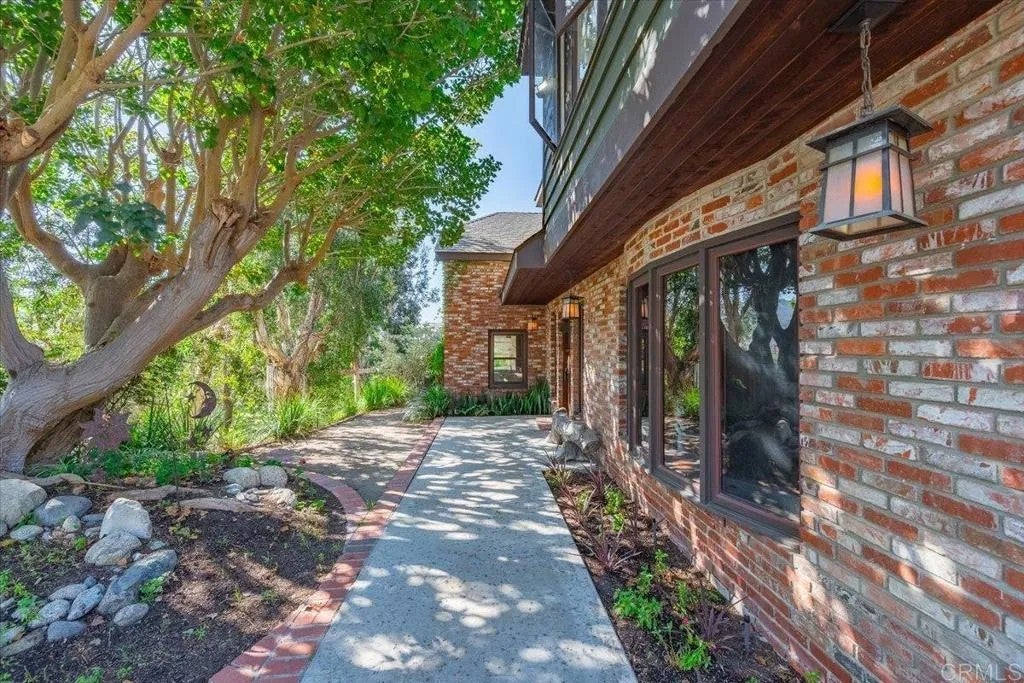 3336 Old Post Road
