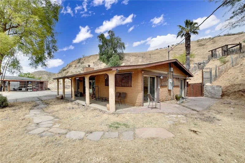 7530 Reche Canyon