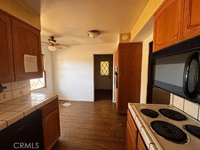 2121 Almondwood