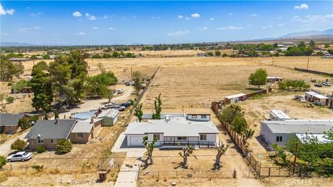 Photo of 35328 80th St, Littlerock, CA 93543 (MLS # SR25244263) Photo of 35328 80th St, Littlerock, CA 93543 (MLS # SR25244263)
