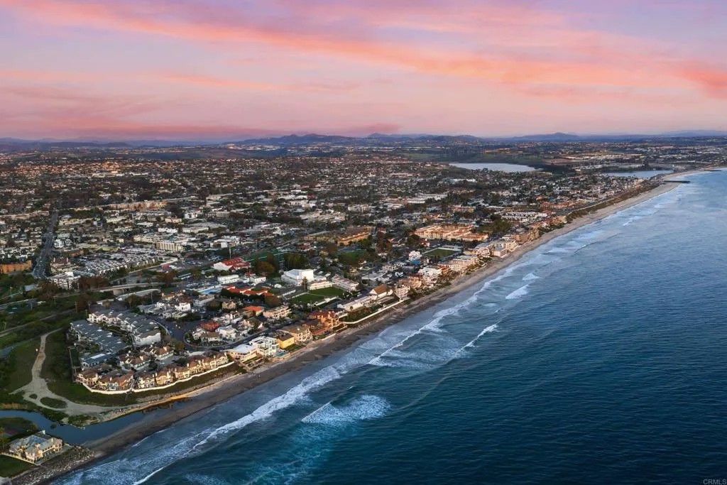 Photo of 270 Normandy Lane, Carlsbad, CA 92008 (MLS # NDP2602313)