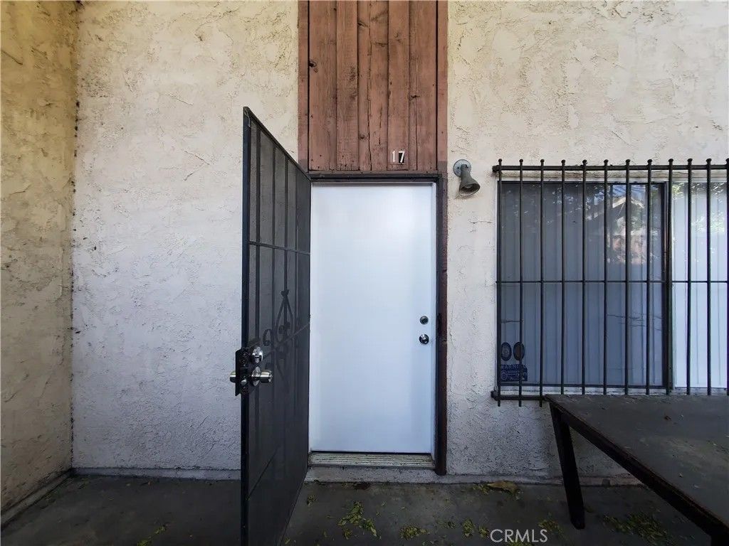 Photo of 2020 W 23 Street #17, Long Beach, CA 90810 (MLS # PW26048370)