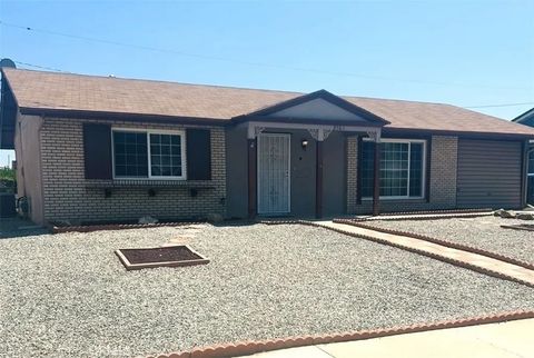 25811 Middlebury Menifee CA 92586