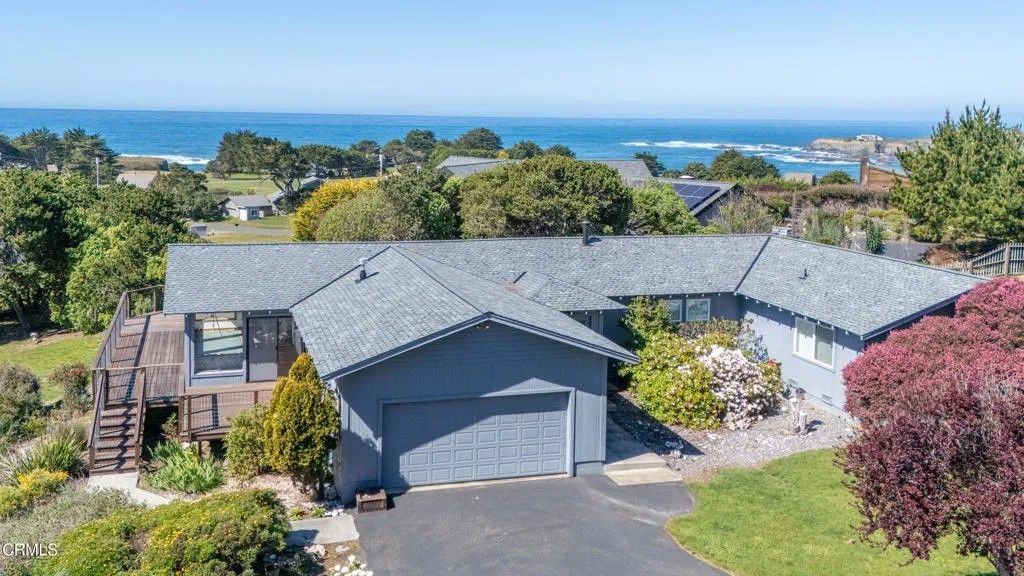 Photo of 14350 Hanson Circle, Mendocino, CA 95460 (MLS # C1-11296)