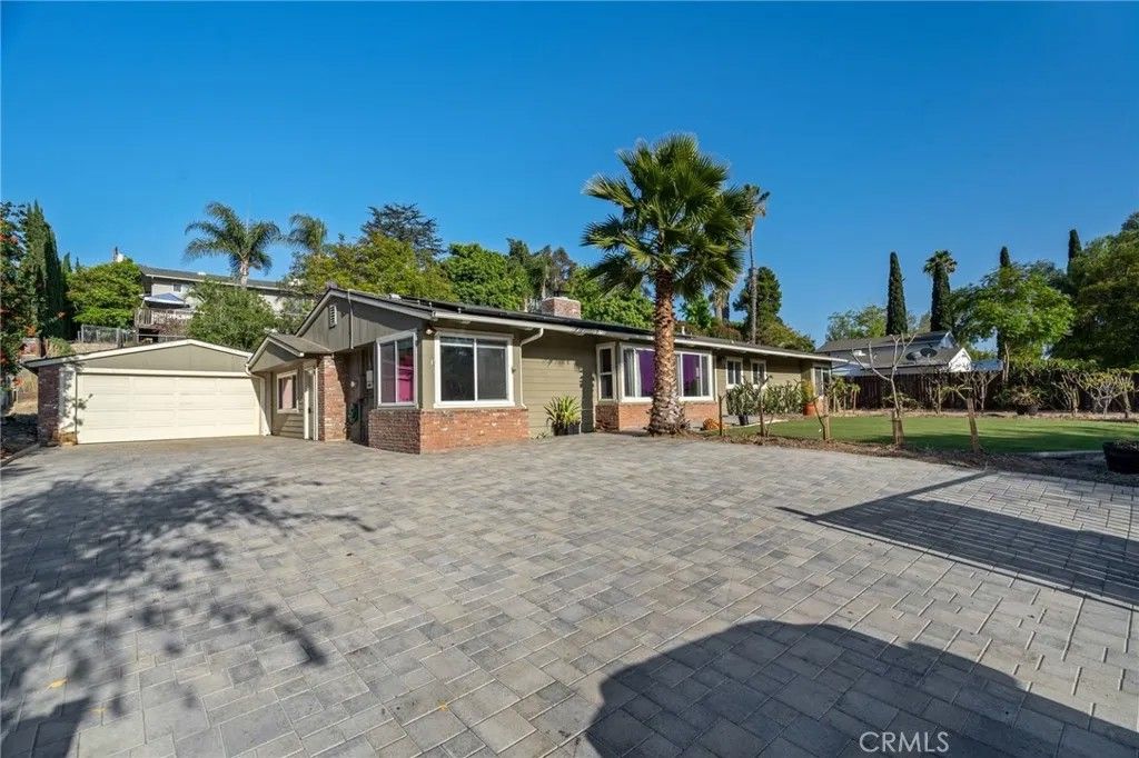 Photo of 4535 Avocado BLVD, La Mesa, CA 91941 (MLS # PW26096634)