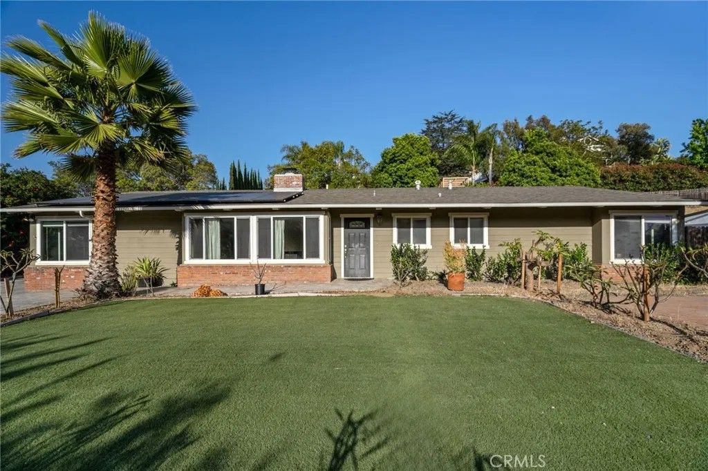 Photo of 4535 Avocado BLVD, La Mesa, CA 91941 (MLS # PW26096634)