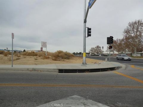Photo of 0 Arlette, Victorville, CA 92392 (MLS # HD25279893)