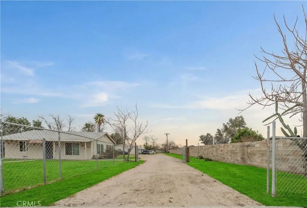 Photo of 2523 Ogden Street, Muscoy, CA 92407 (MLS # WS26031250)