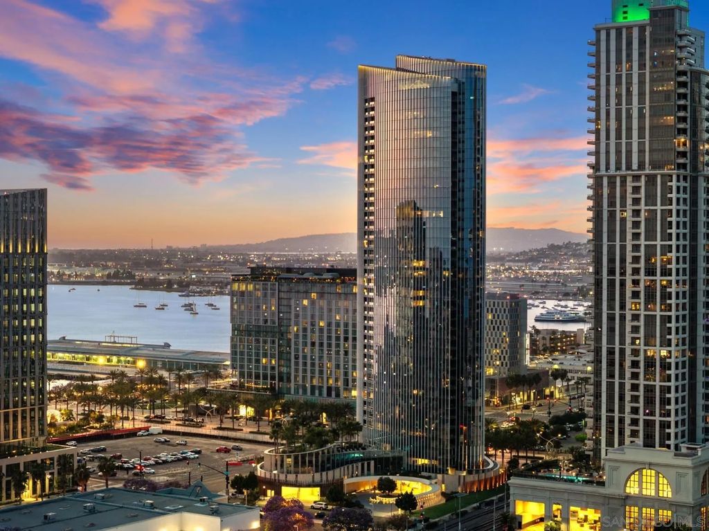 Photo of 888 W E #3002, San Diego, CA 92101 (MLS # 260009552)