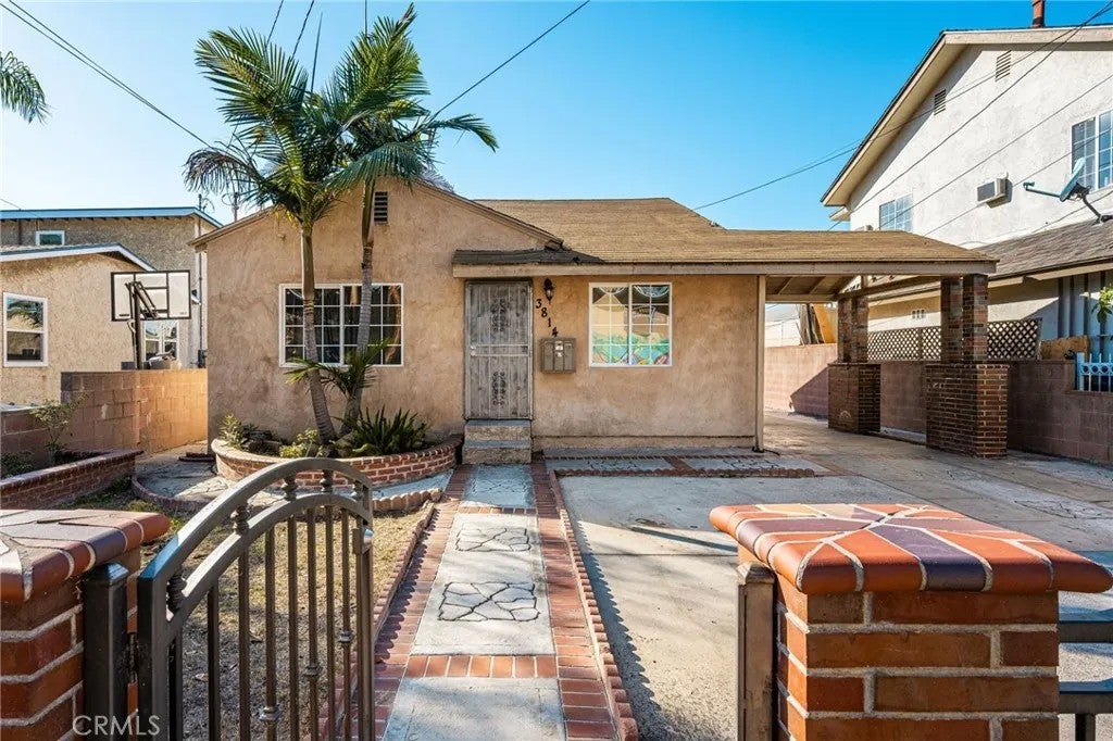 Photo of 3814 Bell Avenue, Bell Gardens, CA 90201 (MLS # DW26234068)