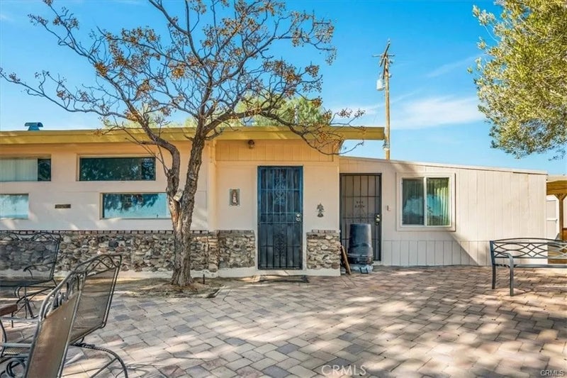 3961 Avenida Del Sol