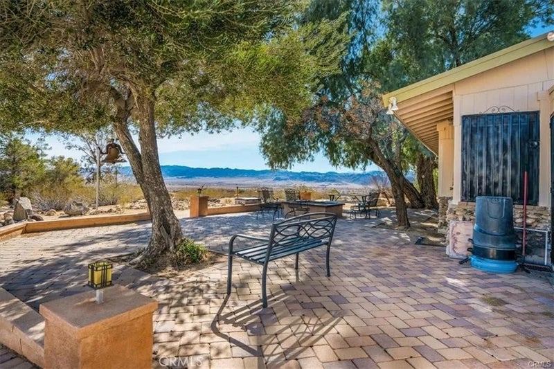 3961 Avenida Del Sol