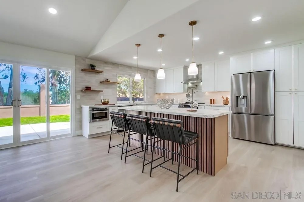 13147 Portofino Dr