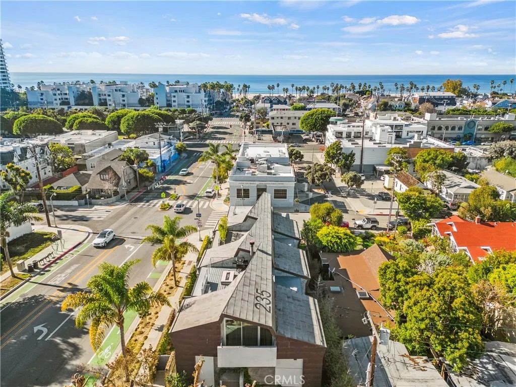 235 Ocean Park Boulevard 2