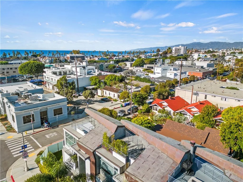 235 Ocean Park Boulevard 2
