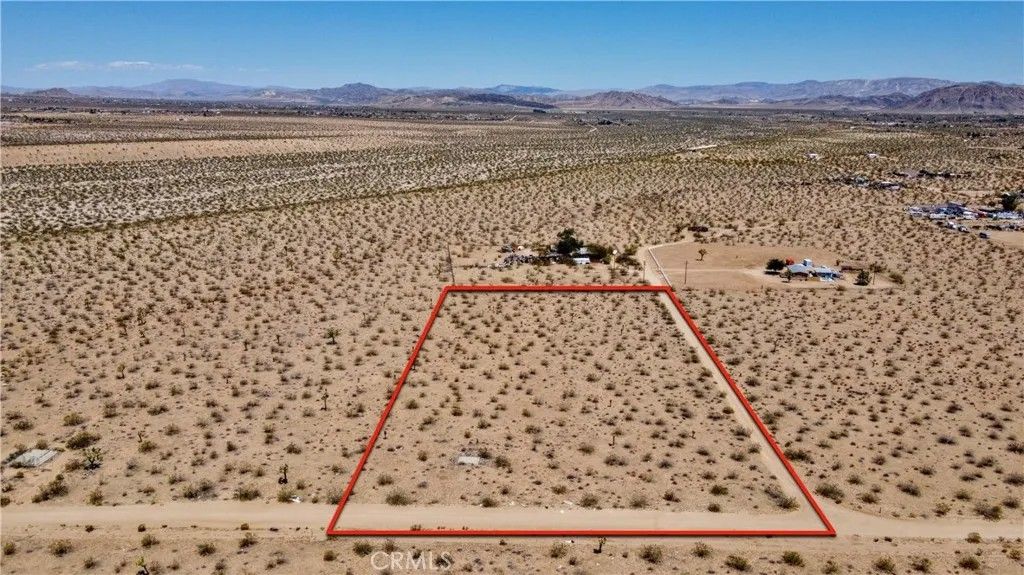 Photo of 888 Lucky Ln, Landers, CA 92285 (MLS # JT26074218)