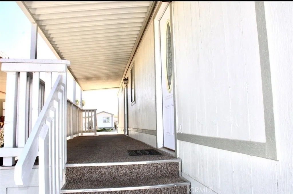 Photo of 999 S Santa Fe Ave #17, San Jacinto, CA 92583 (MLS # IV25273052)