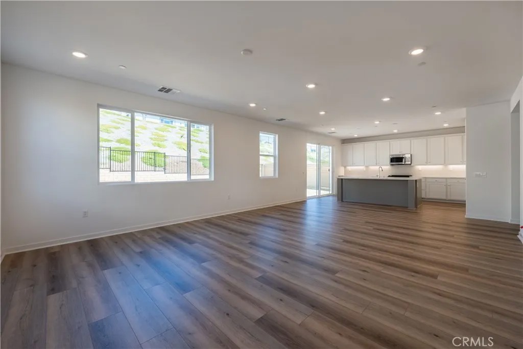 28823 Appaloosa Place