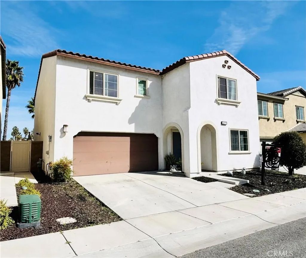 Photo of 32770 Shorecrest Way, Lake Elsinore, CA 92530 (MLS # OC26020745)