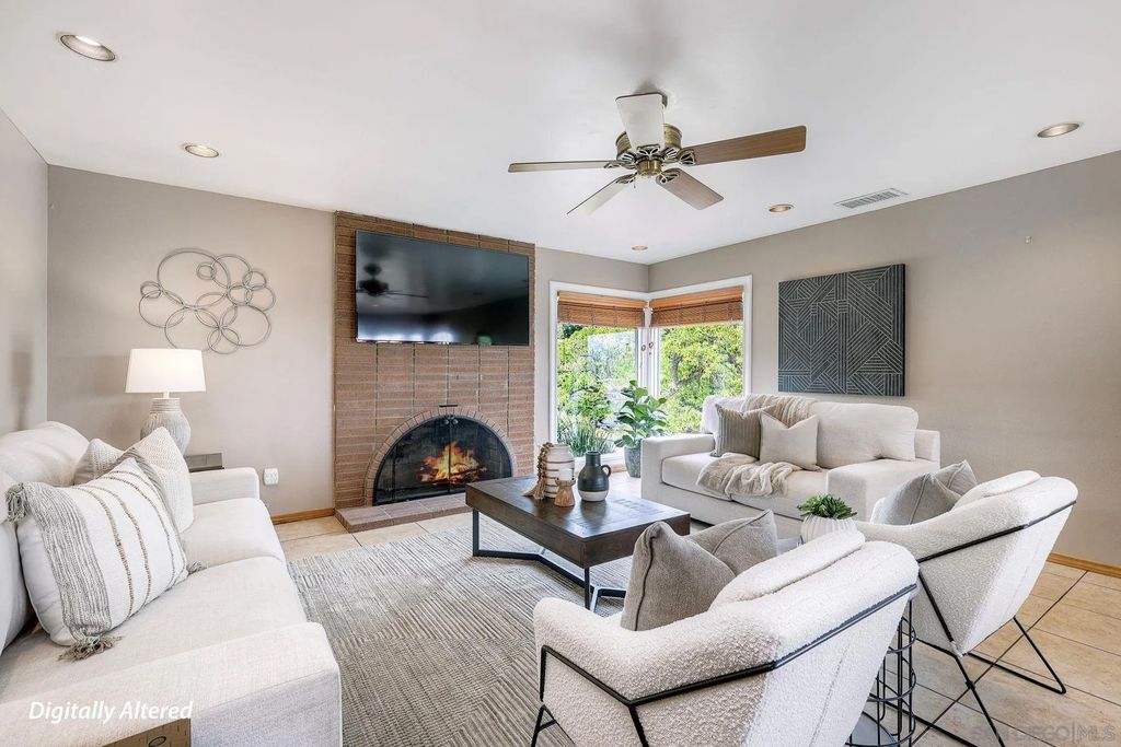 Photo of 1535 Avenida Ladera, El Cajon, CA 92020 (MLS # 260009274)