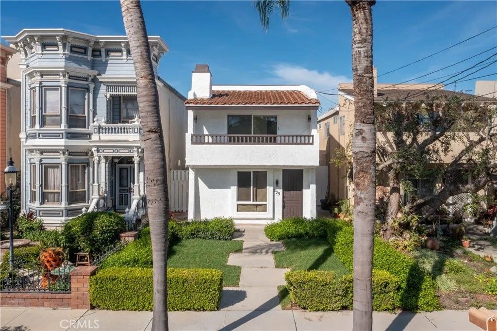 Photo of 339 Winslow Avenue, Long Beach, CA 90814 (MLS # PW26041881)