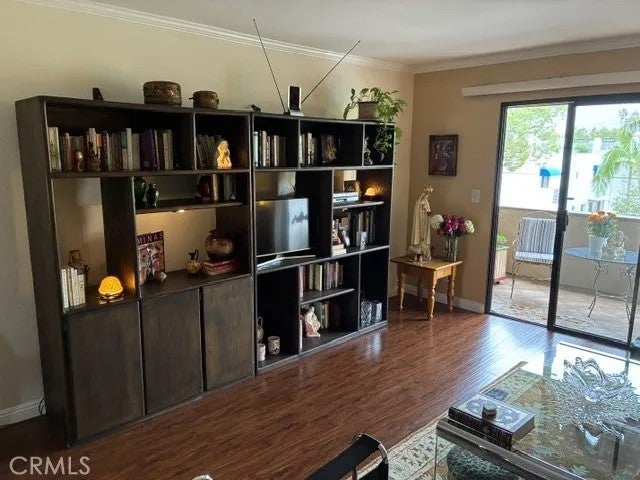 356 W California 23
