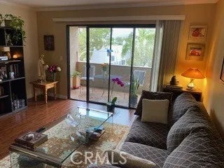 356 W California 23