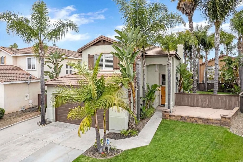 1043 Camino Calabazo