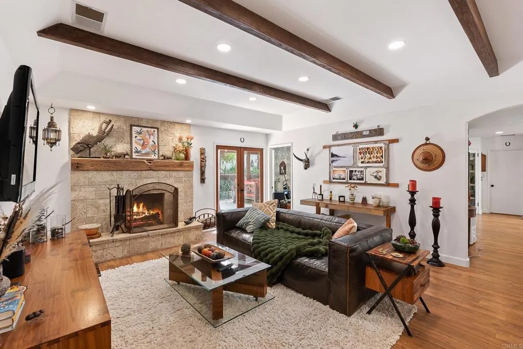 808 Palaro Drive