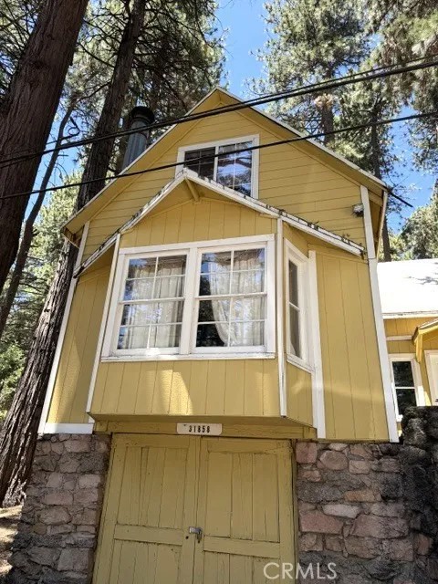 31858 Hollow Way
