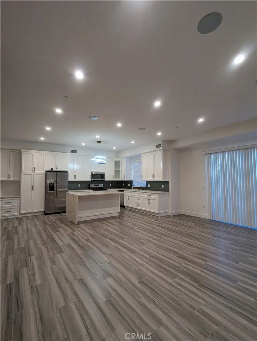 Photo of 8254 Sharuzi Lane, Northridge, CA 91325 (MLS # SR26024947)